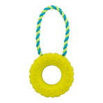 Jucărie pentru câini Trixie - Anvelopă pe frânghie 15/31 cm Lime