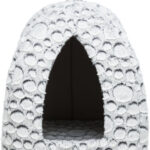 Culcus Iglu Trixie Mila pentru câini și pisici, Alb-Gri, 32-42 cm